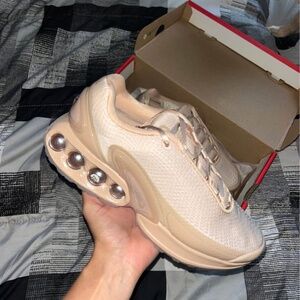 Nike Women’s Air Max Sneaker